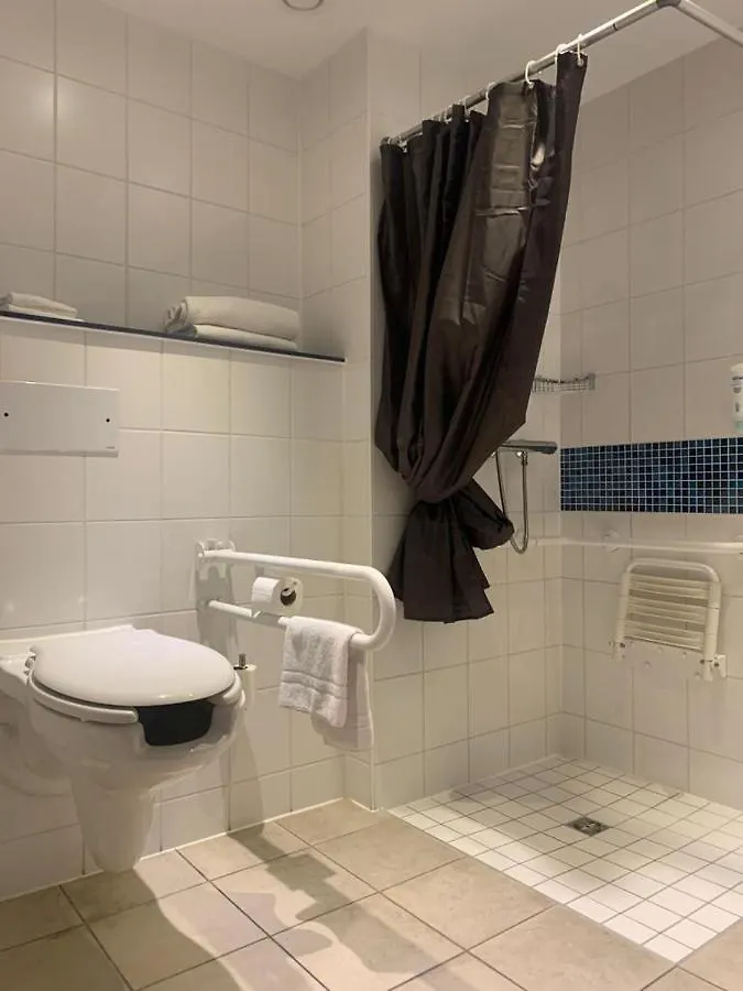 The Bergamo West Motel Моццо