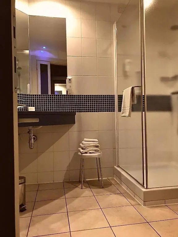 The Bergamo West Motel Моццо